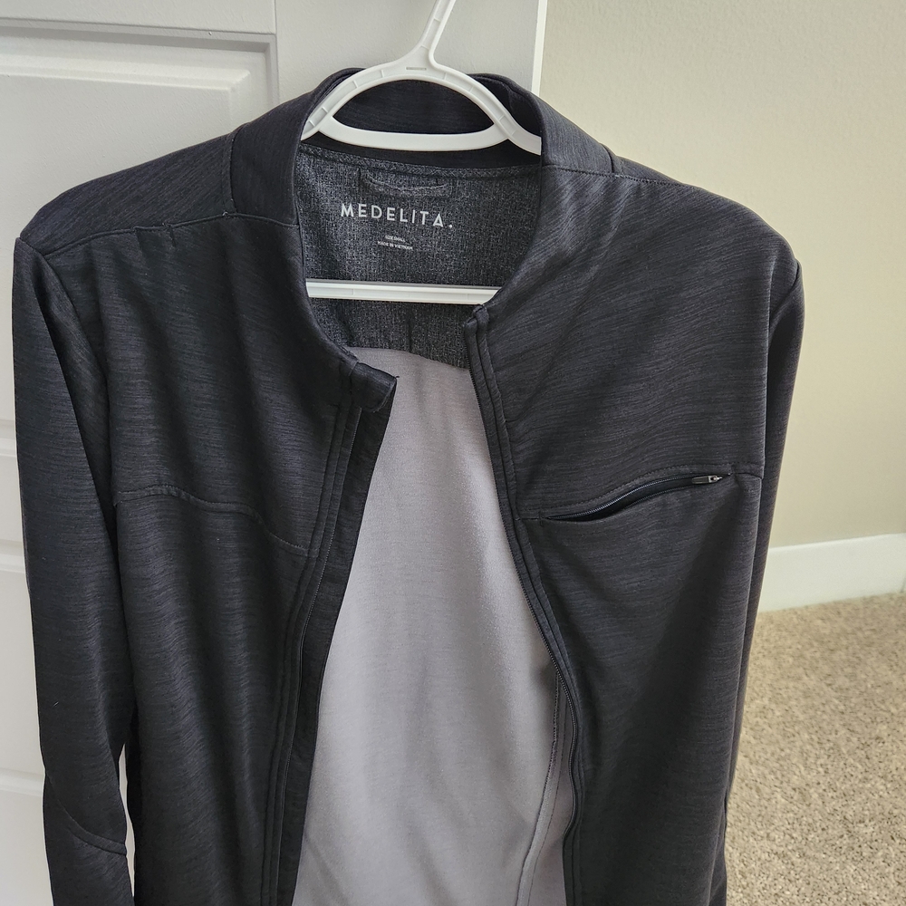 Medelita Scrub Jacket